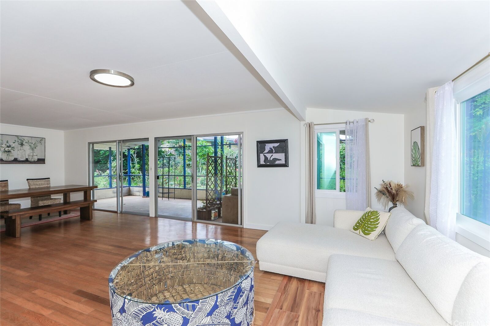 Property Photo: 614 Ululani Street HI 96734