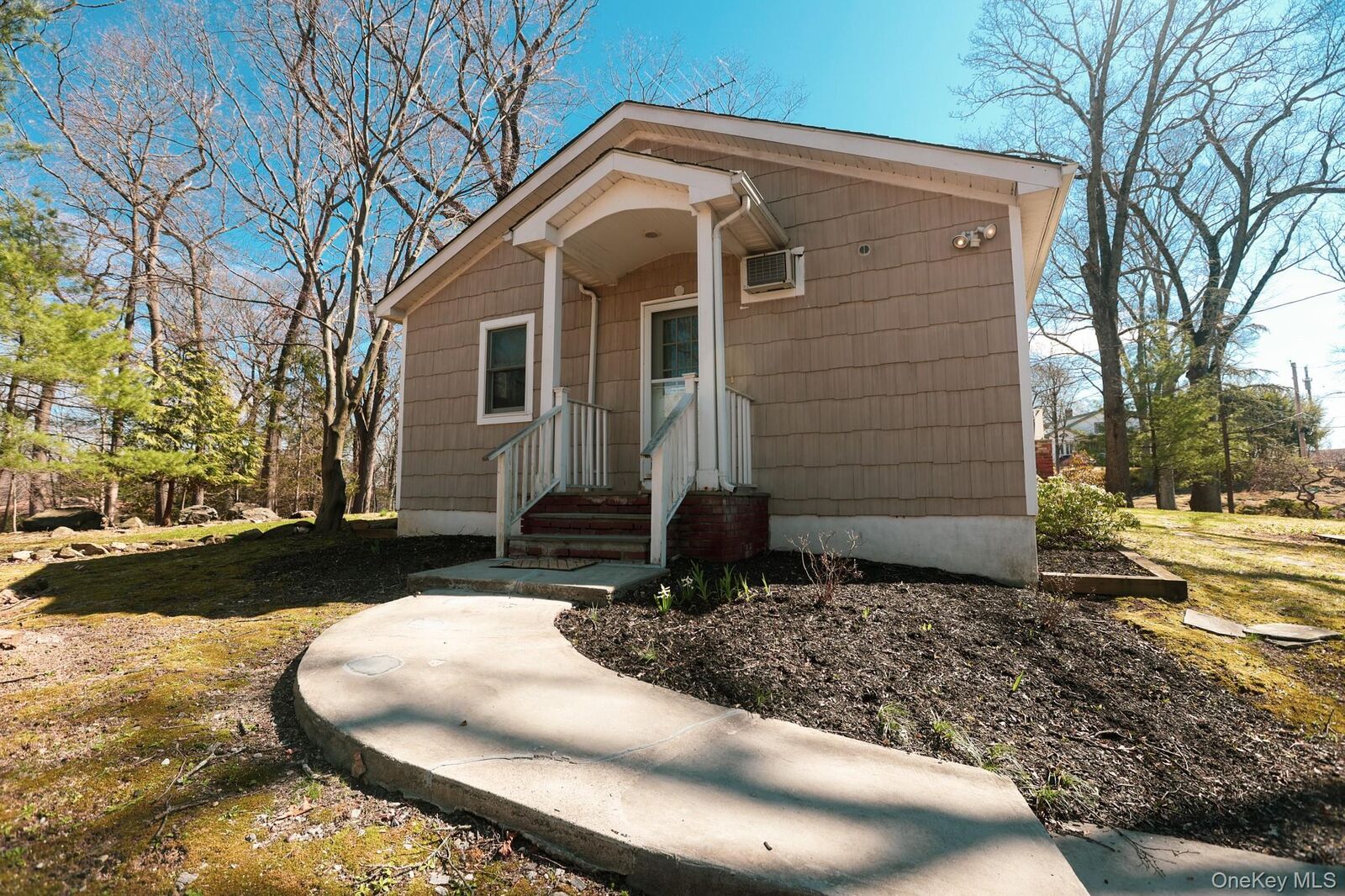 Property Photo:  109 Vista Terrace S B  NY 10541 