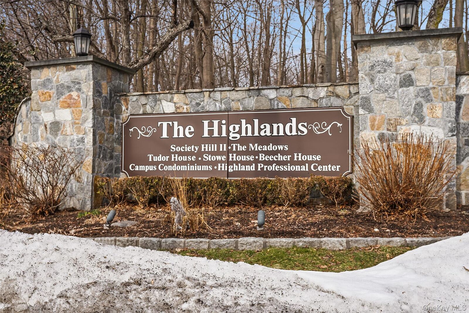 Property Photo:  4 Nottingham Circle  NY 10566 