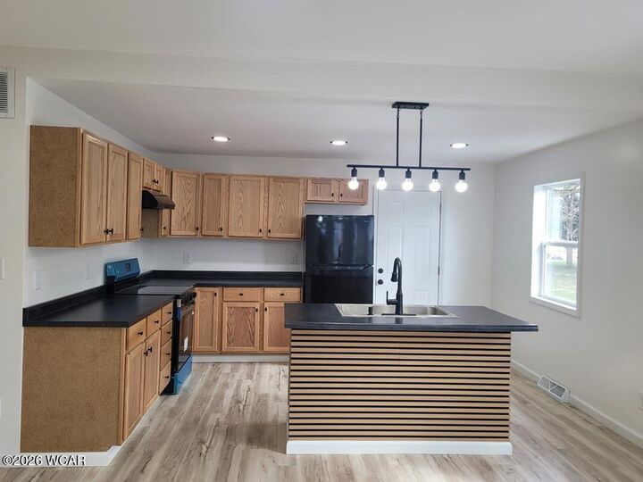 Property Photo:  707 Elm Street  OH 45859 