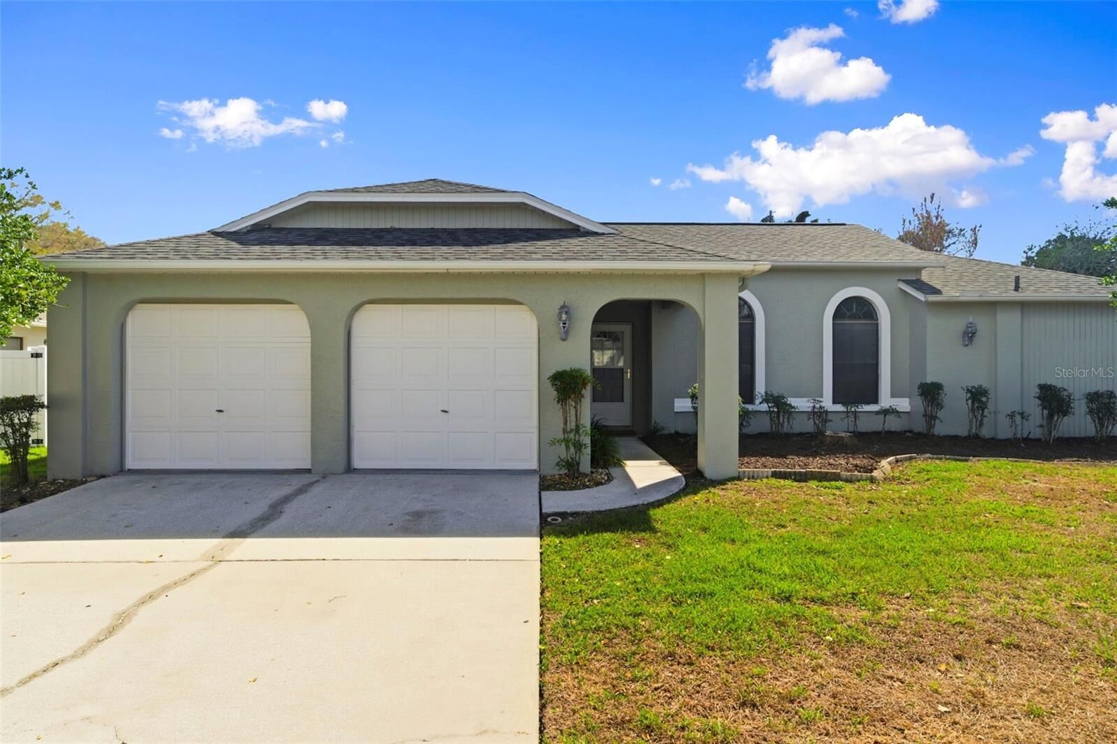 Property Photo:  9108 Tournament Drive  FL 34667 