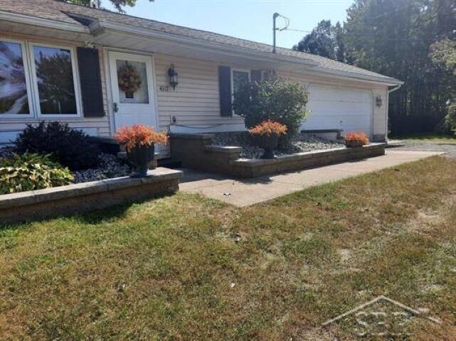 Property Photo:  4317 Broka Street  MI 48612 