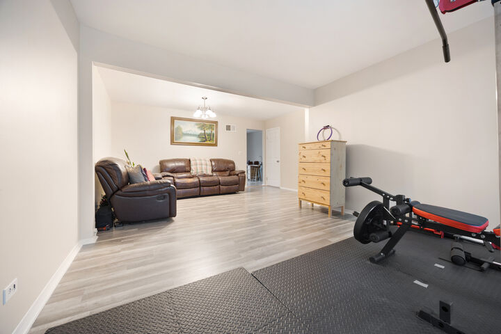 Property Photo:  1803 Dumont Lane  IL 60194 