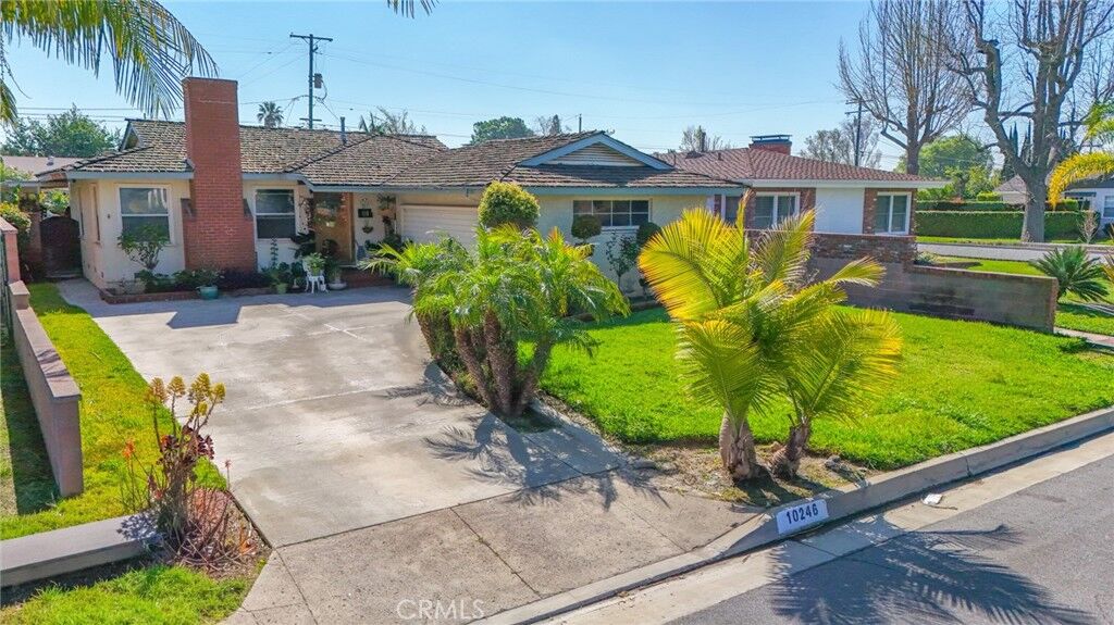 Property Photo:  10246 Julius  CA 90241 