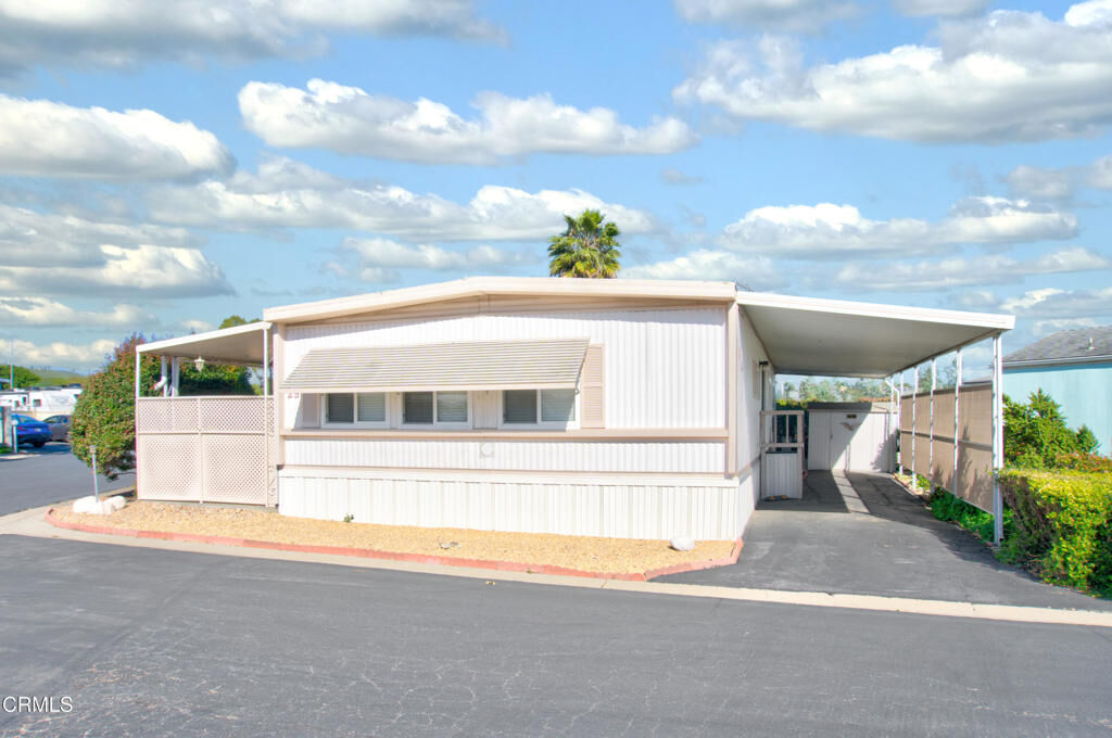 Property Photo:  25 Copland Circle 25  CA 93003 