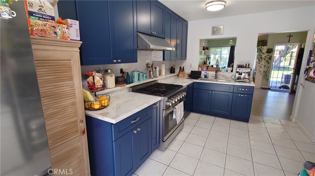 Property Photo:  4109 W 5th 57  CA 92703 