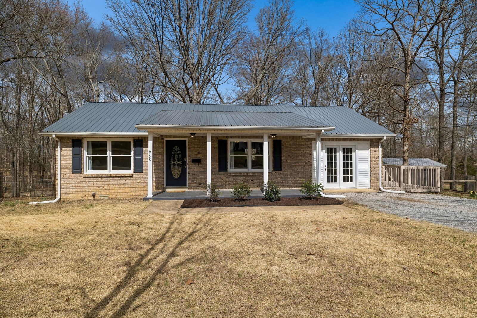 Property Photo:  968 Woodhaven Rd  TN 37098 