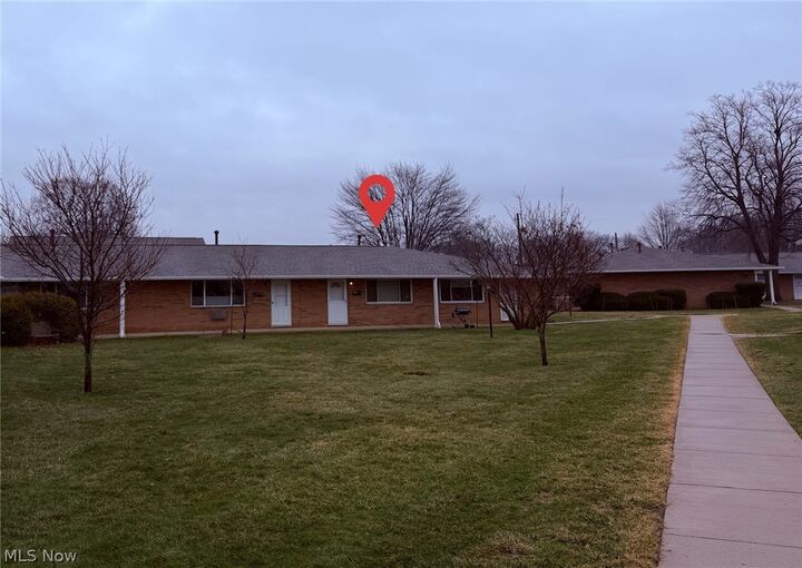 Property Photo:  21884 River Oaks Drive 2K  OH 44116 