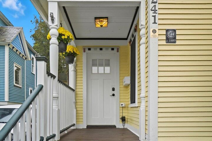 Property Photo:  241 Loomis Street  VT 05401 