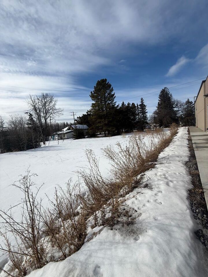 Property Photo: 4609 52 Street AB T0E 0S0