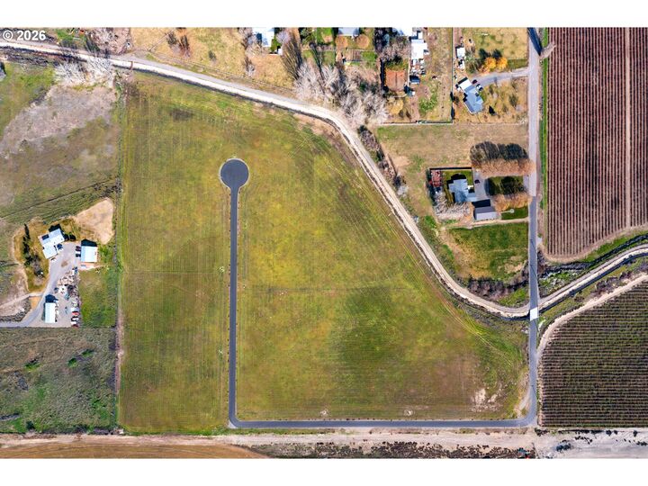 Property Photo:  00000 Nighthawk Ln 7  OR 97818 