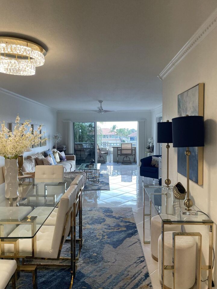 Property Photo: 1198 Hillsboro Mile 302 FL 33062