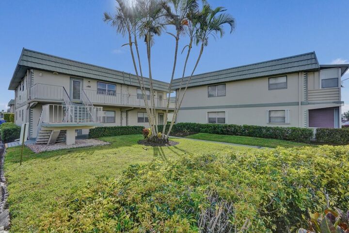 Property Photo: 505 Monaco K FL 33446