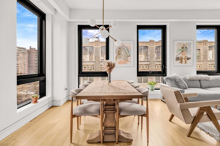 Property Photo:  242 Broome Street 8A  NY 10002 