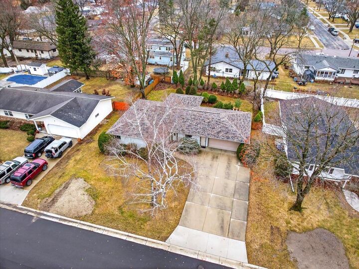 Property Photo:  2306 Woodcrest Drive  WI 53901 