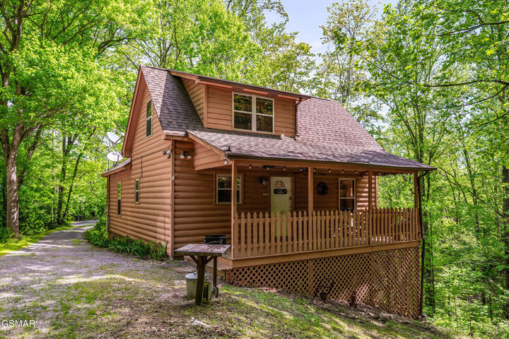 Property Photo:  3163 Sourwood Way  TN 37862 