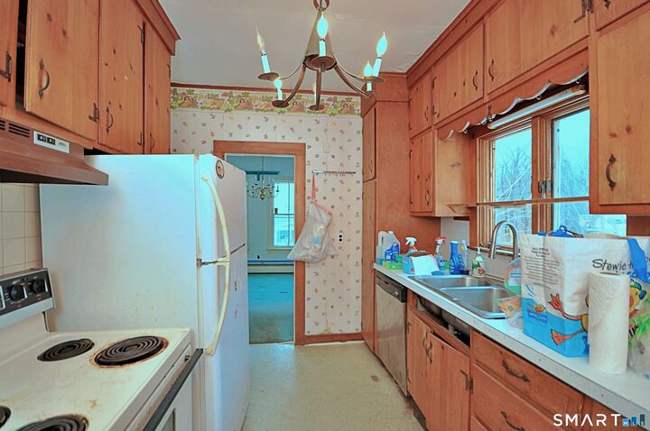 Property Photo:  28 Greenwood Avenue  CT 06801 