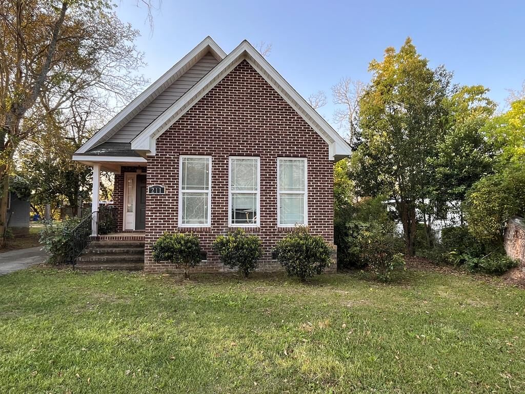 Property Photo:  211 Malaga Street  GA 31779 