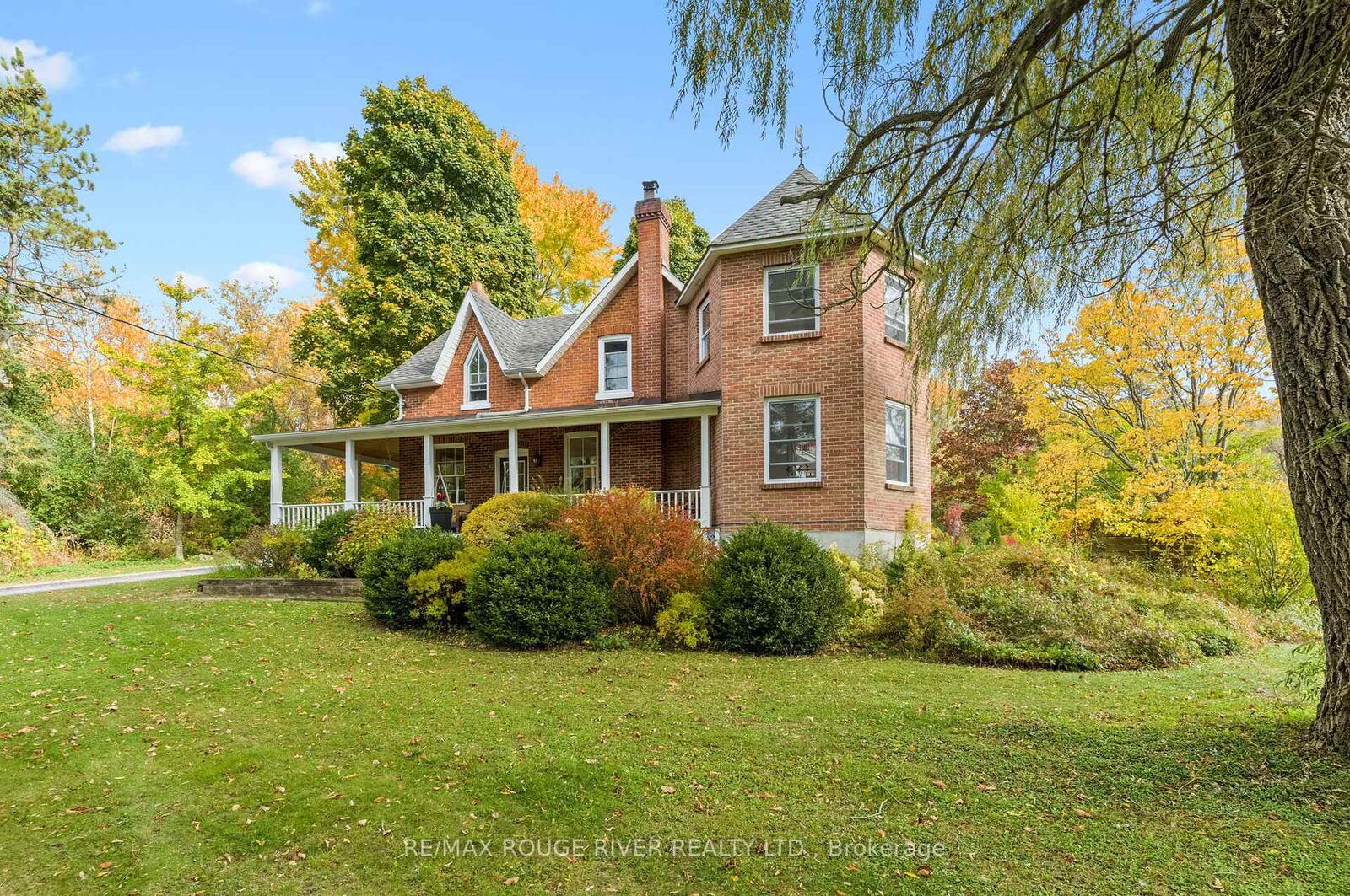 Property Photo: 3659 Harwood Road ON K0K 1C0