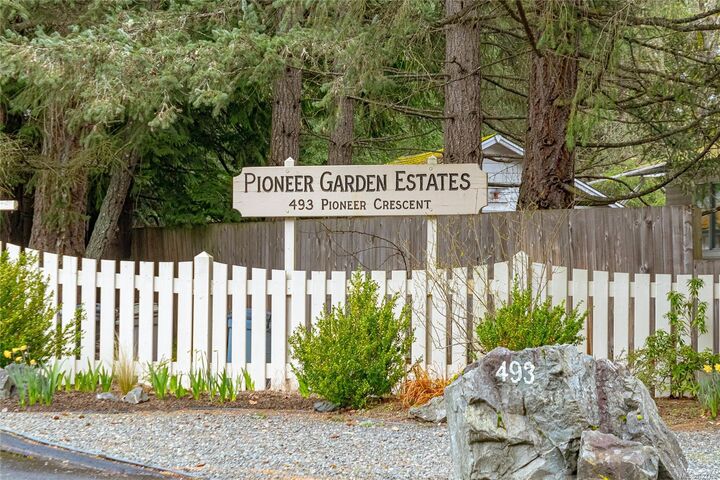 Property Photo: 493 Pioneer Cres #24 BC V9P 1V2