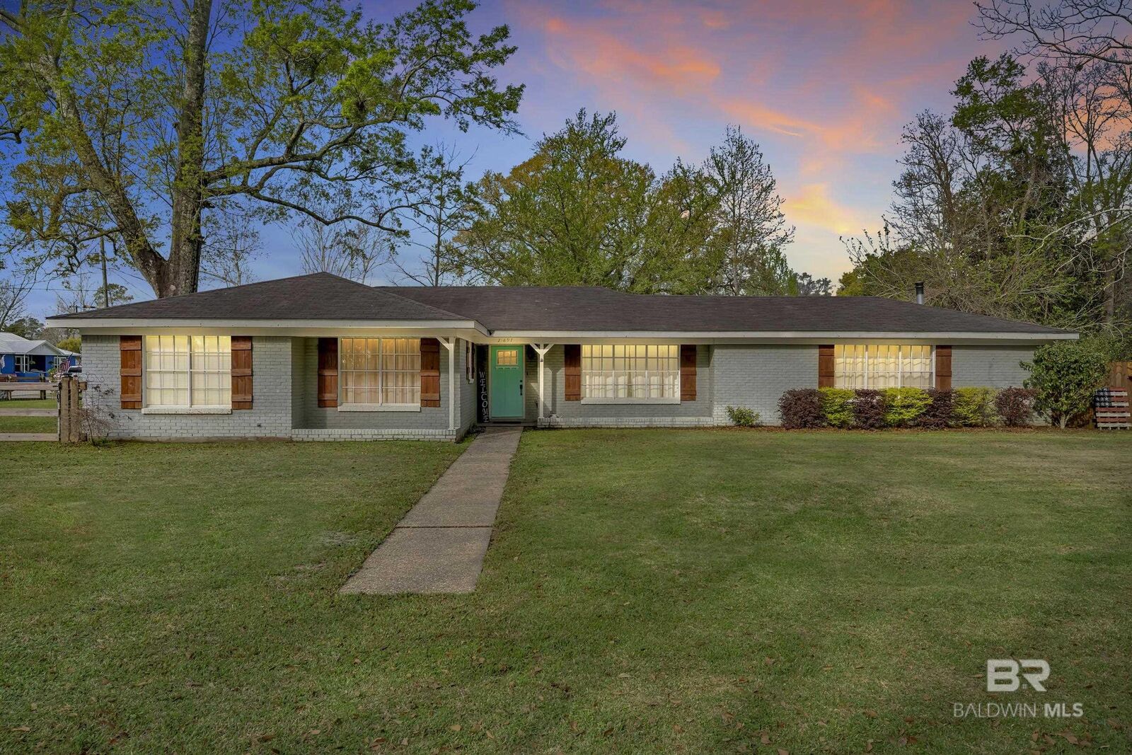 Property Photo: 21897 Broad Street AL 36576