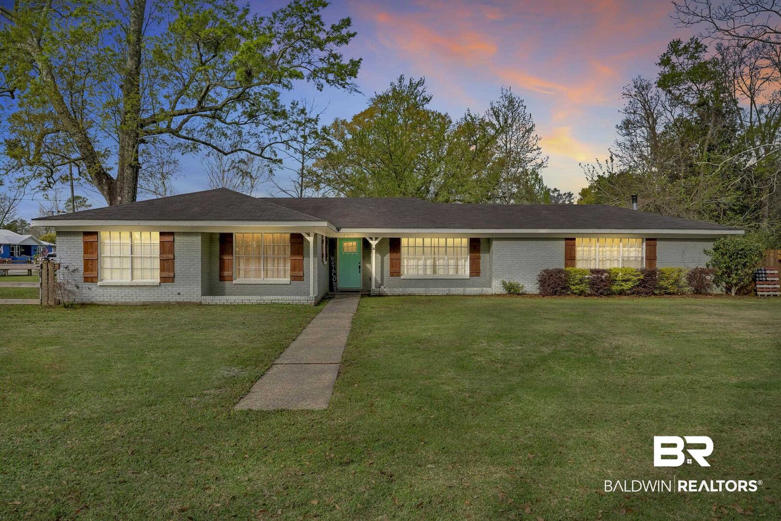 Property Photo:  21897 Broad Street  AL 36576 