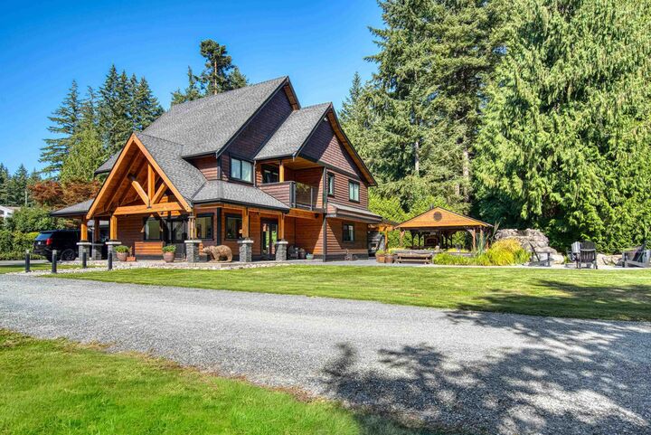 Property Photo: 20078 27 Avenue BC V2Z 1X2