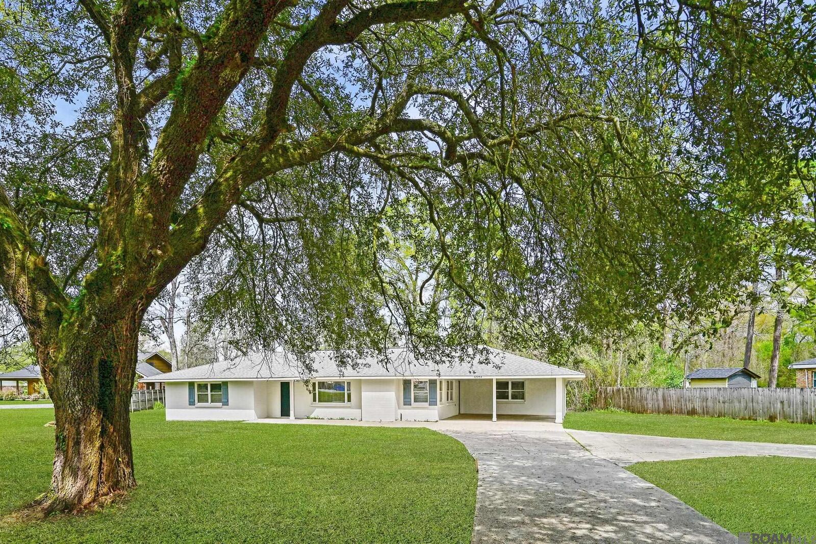 Property Photo:  42204 Weber City Rd  LA 70737 