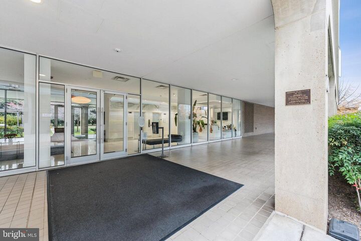 Property Photo:  1101 3rd Street SW 114  DC 20024 