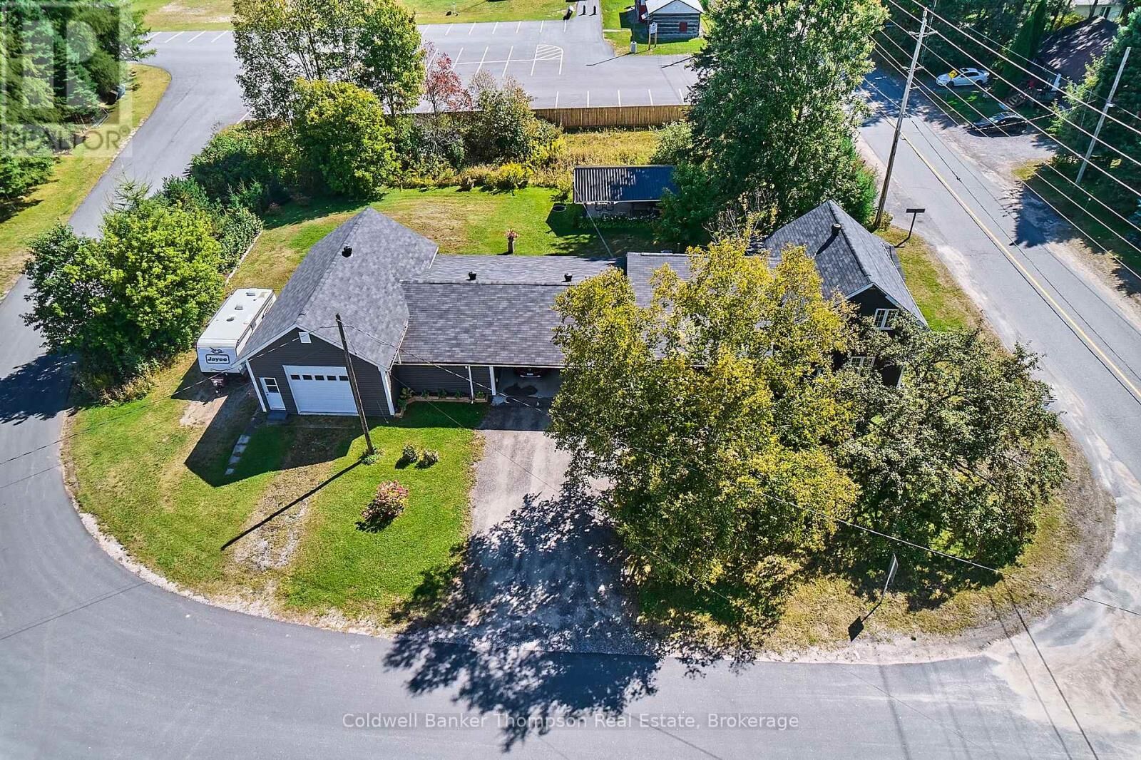 Property Photo:  2165 Highway 592  ON P0A 1J0 