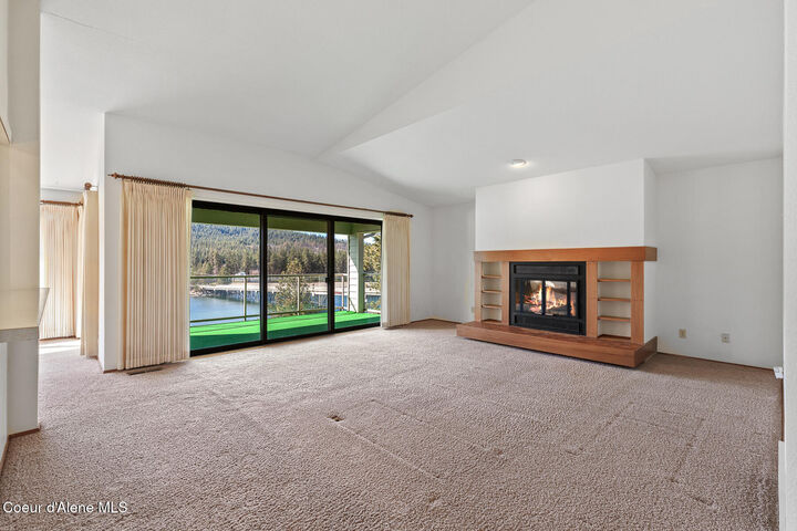 Property Photo:  204 E 1st Ave #13  ID 83854 