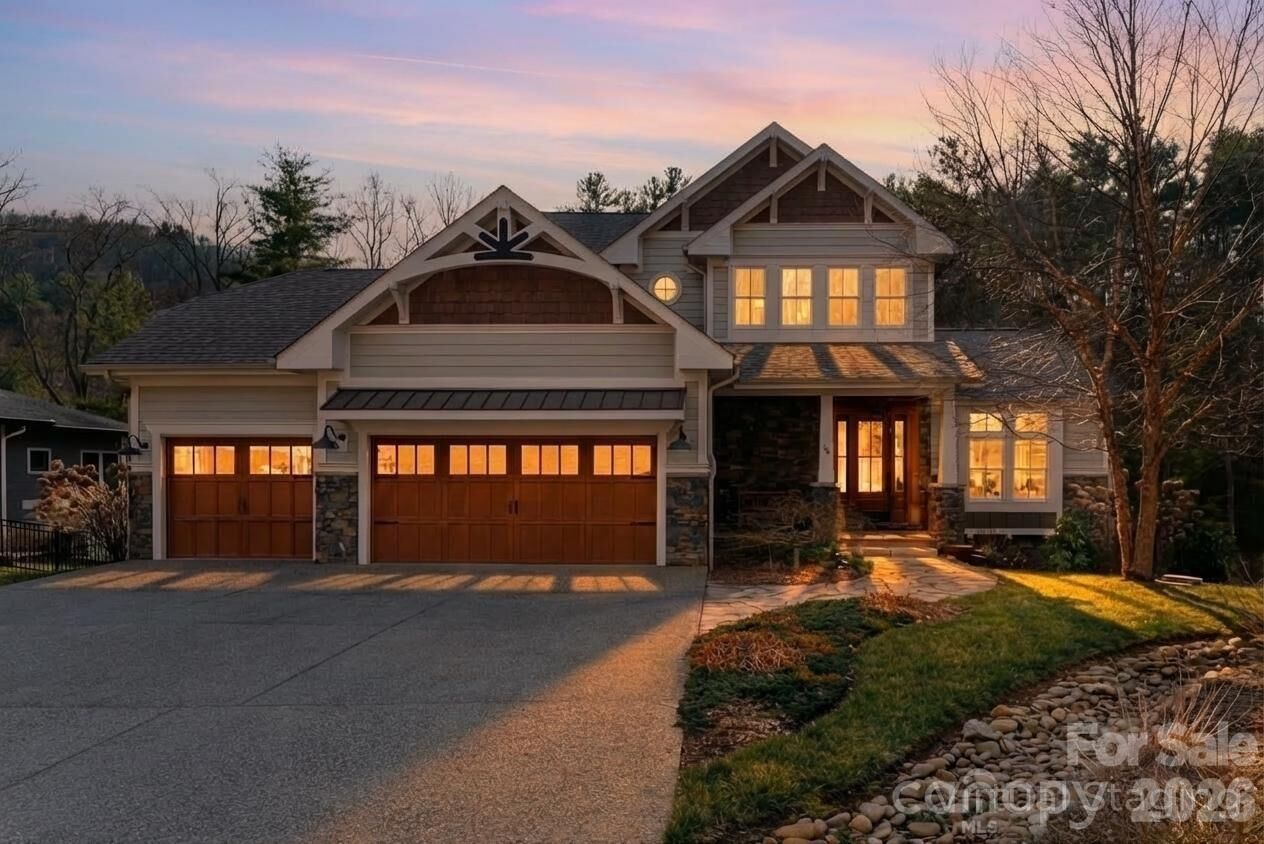 Property Photo:  14 Twinflower Trail  NC 28804 