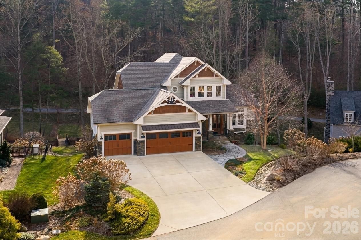 Property Photo:  14 Twinflower Trail  NC 28804 