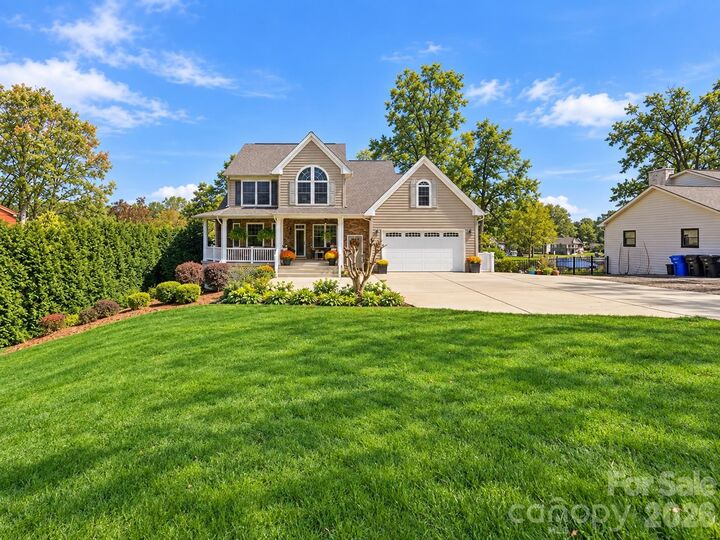 Property Photo:  186 Hazelton Loop  NC 28117 