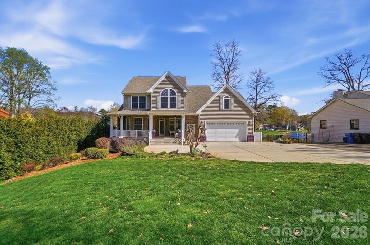 Property Photo:  186 Hazelton Loop  NC 28117 