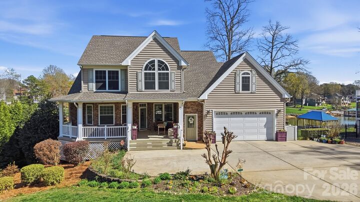 Property Photo:  186 Hazelton Loop  NC 28117 