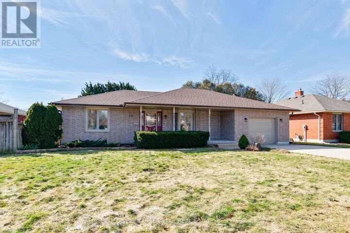 Photo de la propriété:  12 Treadwell Street  ON N5H 3B5 