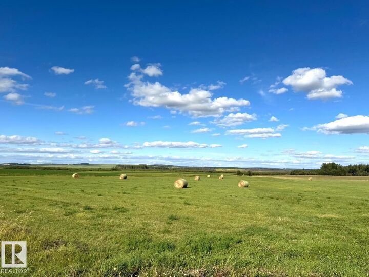 Photo de la propriété:  542A Rrd 92  AB T0E 2M0 