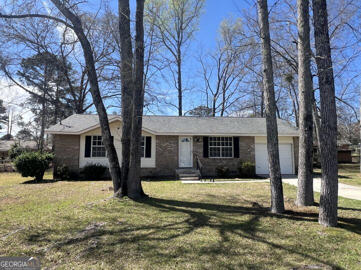 Property Photo:  466 Edgar Circle  GA 30824 