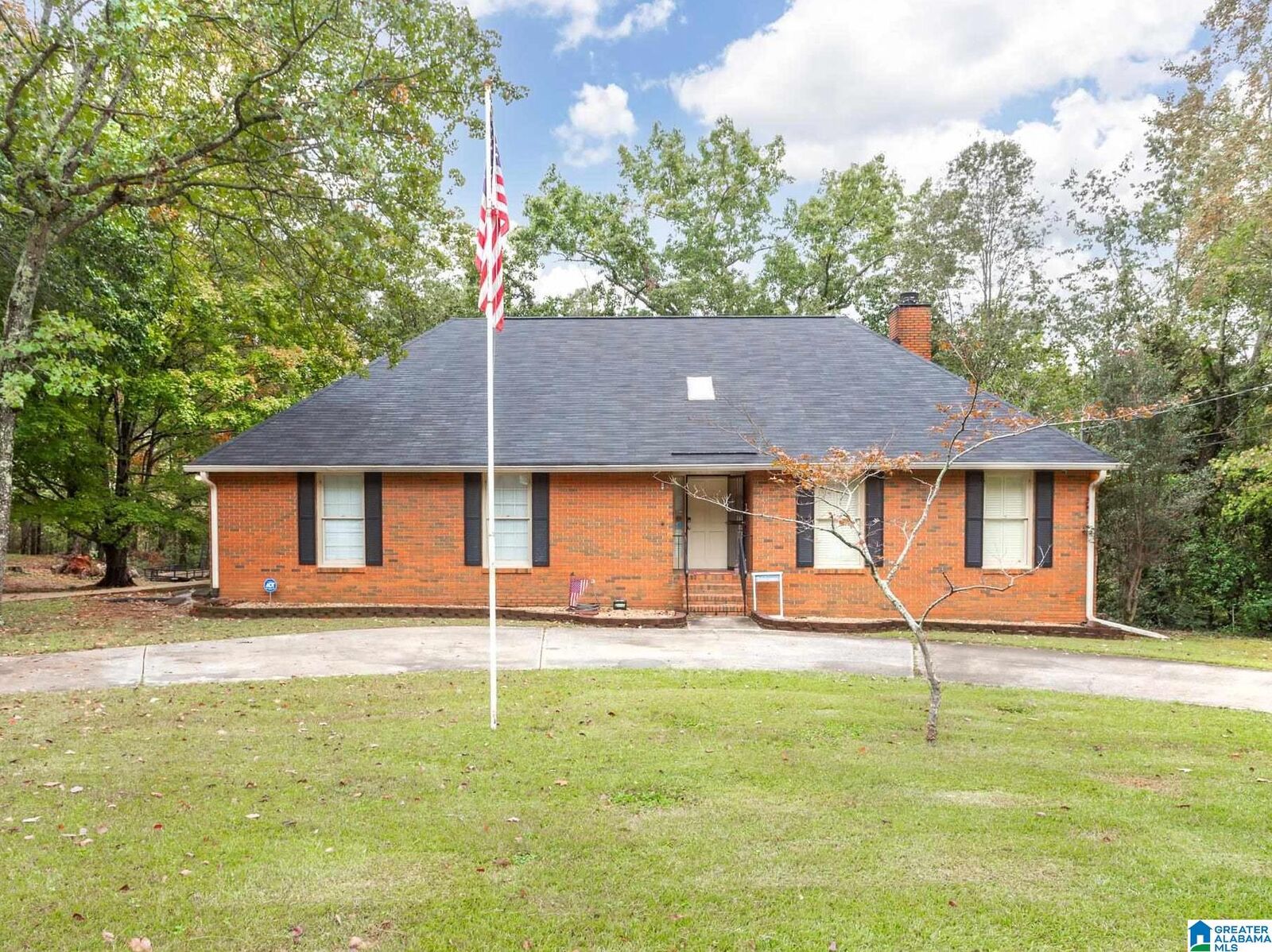 Property Photo: 2202 Hathaway Heights Road AL 36207