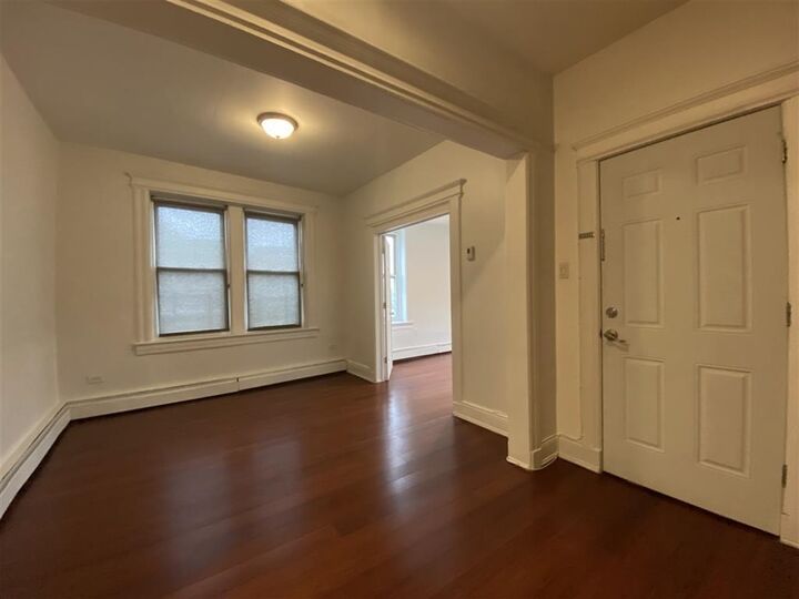 Property Photo:  316 Hoboken Ave 3  NJ 07306 