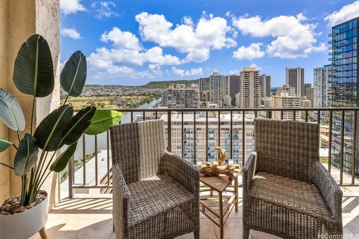 Property Photo:  2345 Ala Wai Boulevard 2407  HI 96815 
