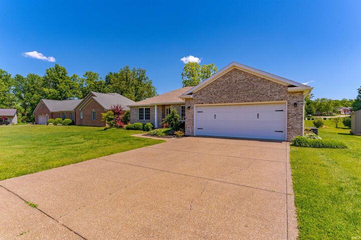 Property Photo:  2522 Caytlyn Court  IN 47630 