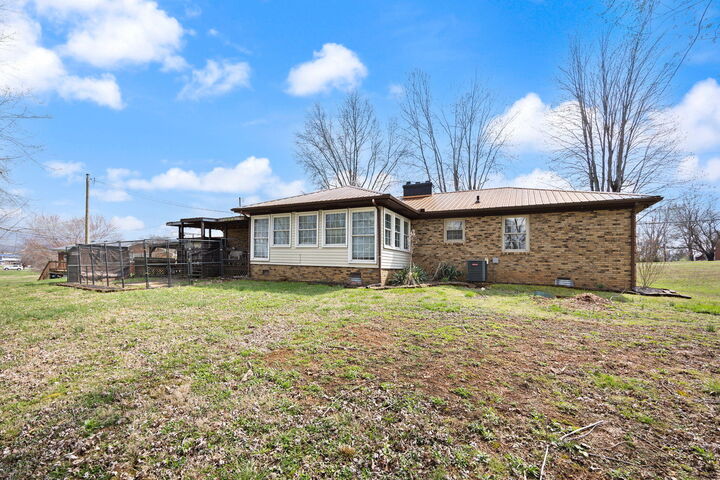 Property Photo: 115 E Summit Drive KY 42501