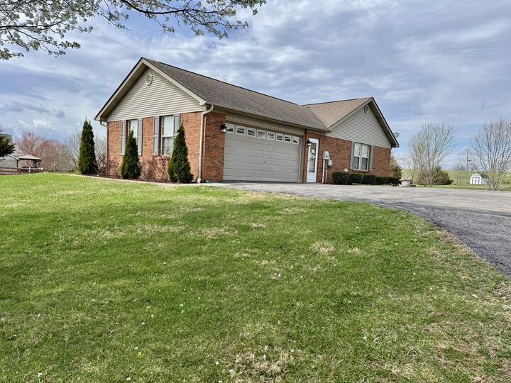 Property Photo:  336 Springhurst Drive  KY 40403 