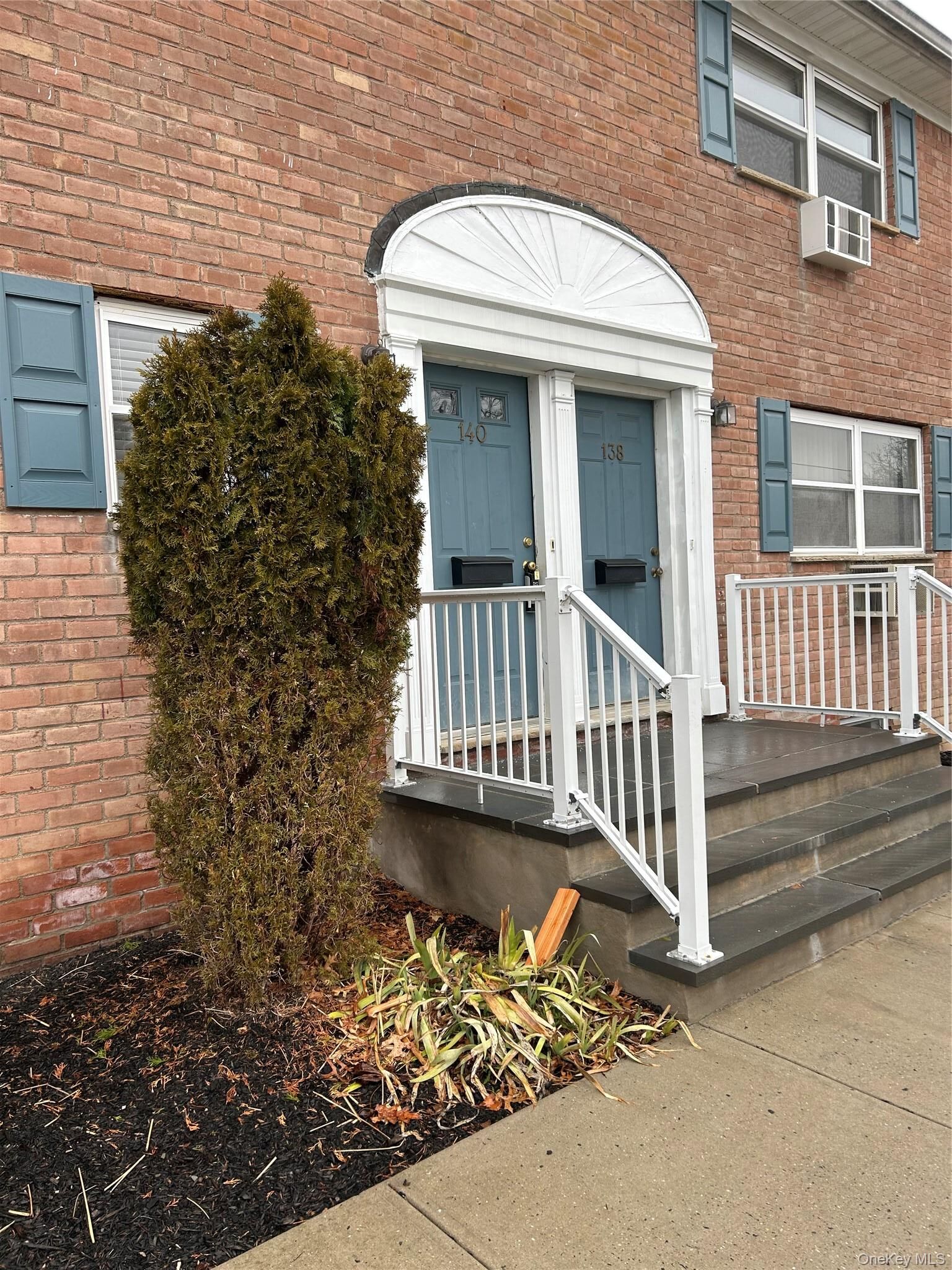 Property Photo:  140 Meyer Oval 140  NY 10965 