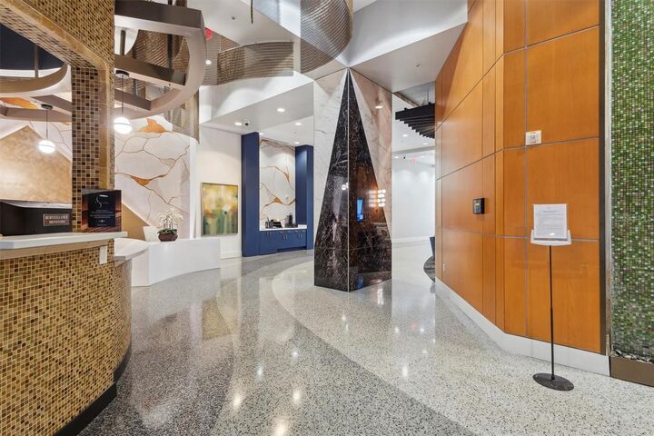 Property Photo:  155 S Court Avenue 1013  FL 32801 