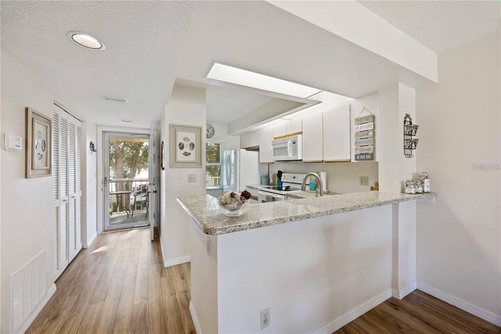 Property Photo:  433 Cerromar Lane 440  FL 34293 