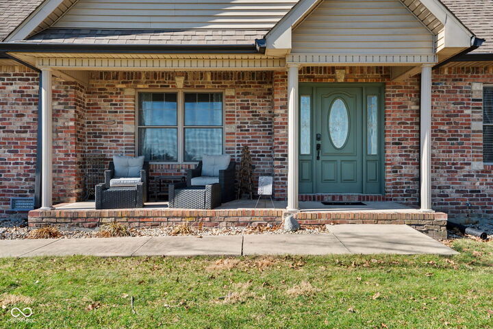 Property Photo:  1518 N 100 E  IN 46072 