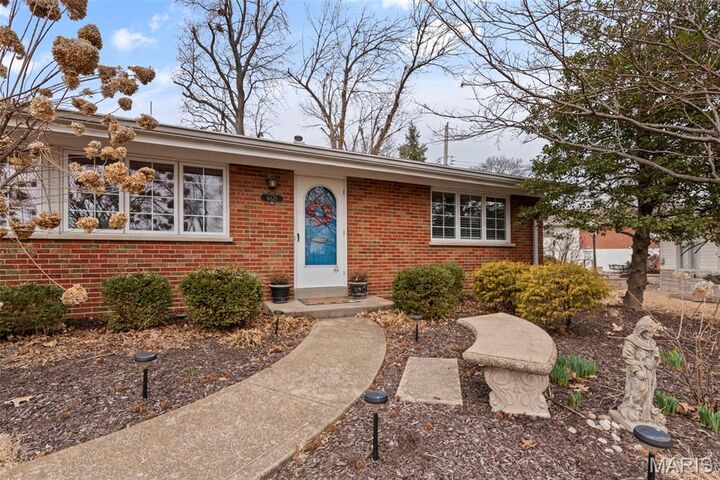 Property Photo:  6121 Savio Drive  MO 63123 